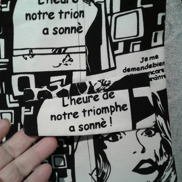 Women's Black & White Cartoon Print  Blazer by Linea Domani Size 4 - Picture 4 of 16